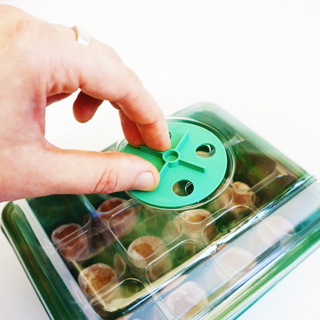 Premium Vented Propagator - Includes 12-Cell Seed Tray